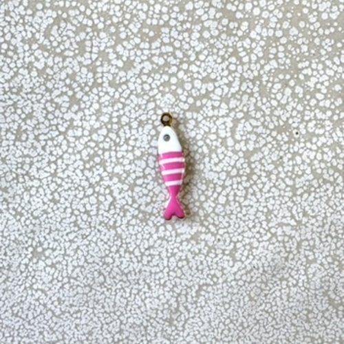 Breloque poisson émaillée fuchsia en acier inoxydable doré 304 – 18x5 mm ros34-4