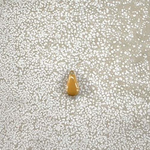 Sequin émaillé goutte jaune moutarde 12x6 mm laiton doré – breloque goutte bijoux diy ja6-10