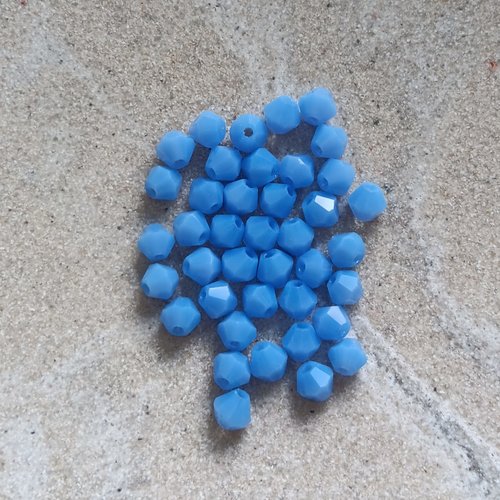 Perles toupies bleu 4 mm en verre – perles facettées bijoux diy, lot 40 perles ou fil 31 cm pble8-8