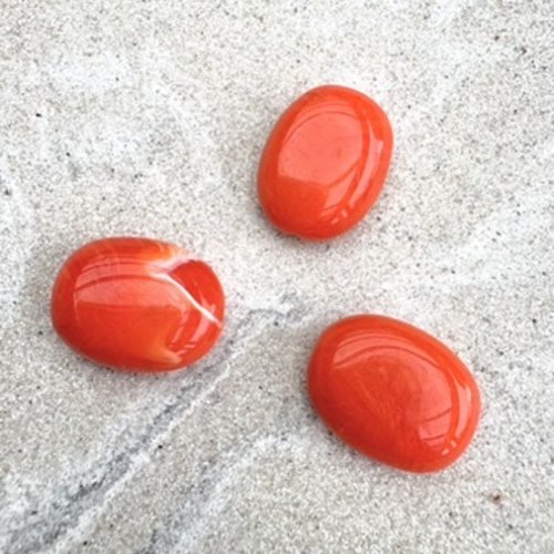 Perle ovale marbrée orange en acrylique 19x15 mm – perle moderne pour bijoux diy por7-11