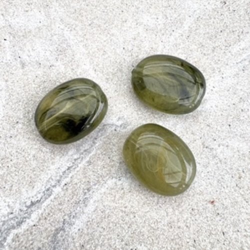 Perle ovale marbrée kaki en acrylique 19x15 mm – perle moderne pour bijoux diy pve16-7