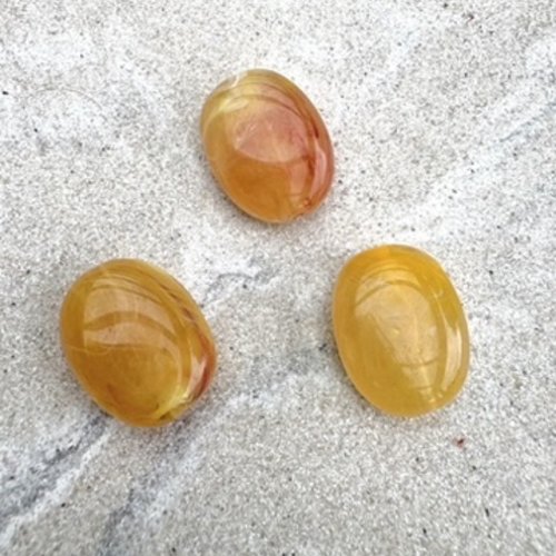 Perle ovale marbrée jaune moutarde en acrylique 19x15 mm – perle moderne pour bijoux diy pja9-15