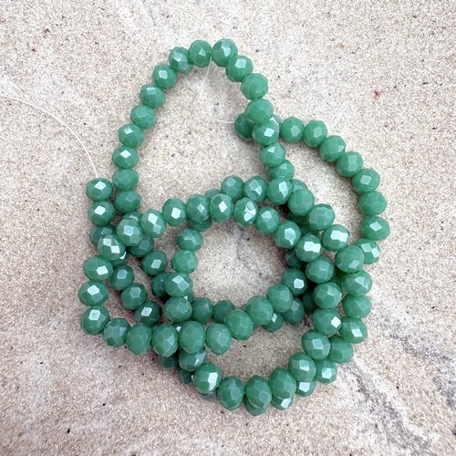 Perles rondelles à facettes vert jade en verre 4x3 mm – fil de 38 cm environ 110 perles pve16-10