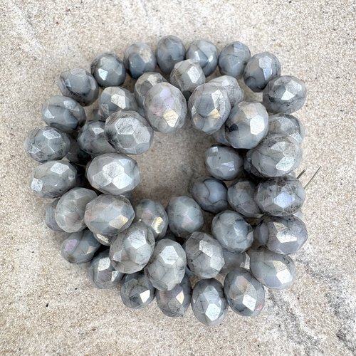 Perles rondelles à facettes en verre gris 8x6 mm – fil d'environ 60 perles pgr5-2