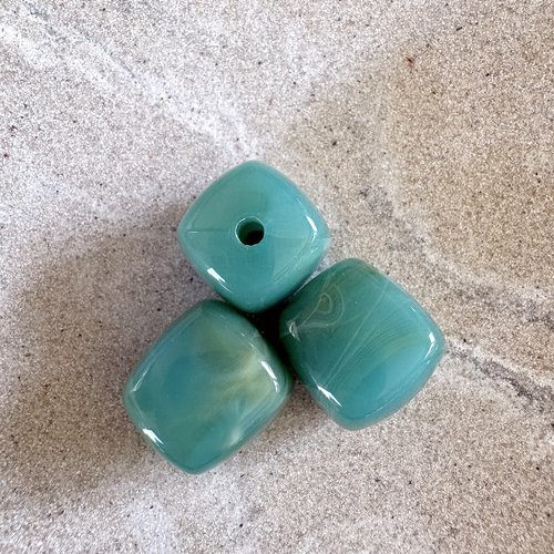 Perle carrée marbrée bleu lagon en acrylique 17 mm ptu9-4