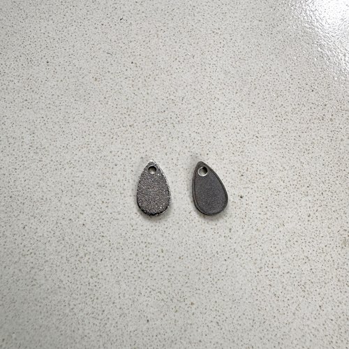 Breloque goutte pailletée en acier inoxydable 304 argentée 10x8 mm ar26-9