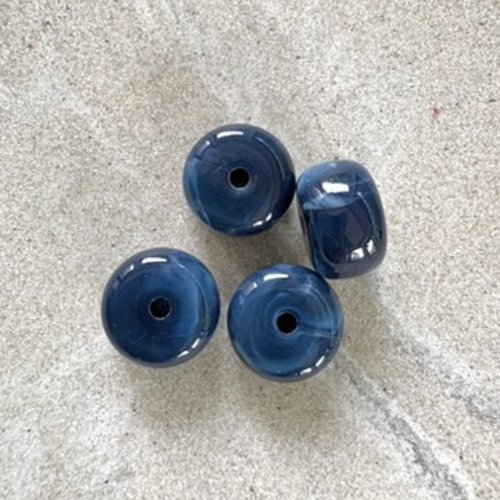 Perle rondelle en acrylique marbrée bleu marine 9x14 mm pble13-11
