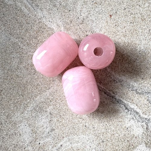 Perle tube en acrylique imitation pierre gemme rose pâle marbré – 20 × 15 mm pros8-20