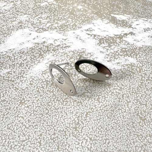 Clous d’oreilles ovales en acier inoxydable 304 argenté – 18,5 × 9,5 mm sbopu-105