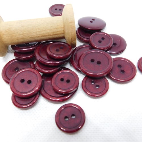 Bouton rond bordeaux/aubergine 2 trous 18 mm