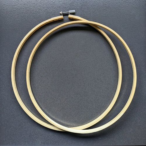 Cercle à broder ou tambour de broderie en bambou 23cm