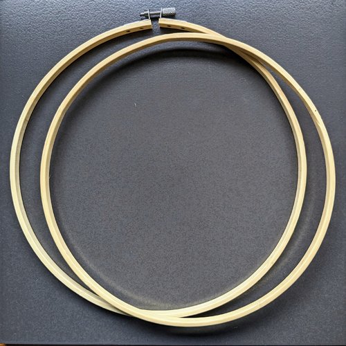 Cercle à broder ou tambour de broderie en bambou 26cm