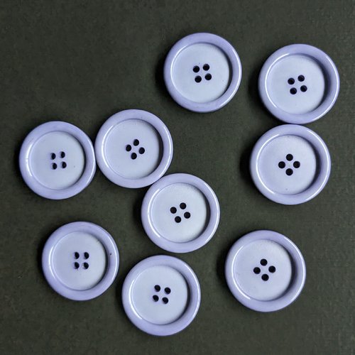 Lot de 9 boutons classiques unis bleu violet 28mm