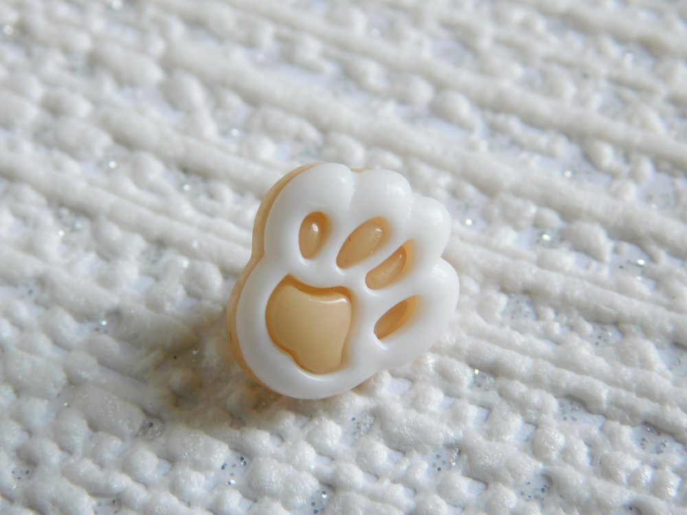 Bouton Patte De Chien Empreinte Animale Camel Blanc