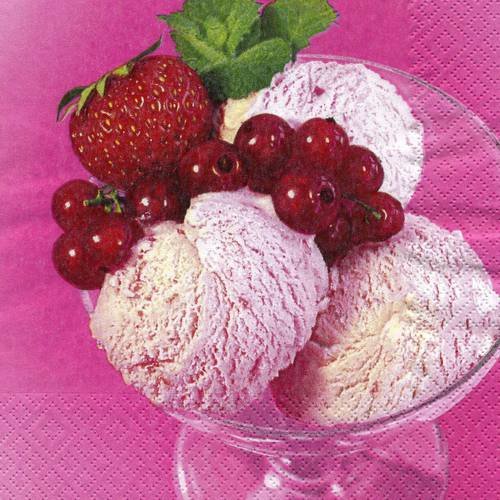 A. serviette papier coupe de glace avec groseille et fraise 