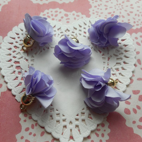 Pompons  fleurs mauves en tissu, par 5 pompons, pour créations shabby chic, fabrication de  bijou de sac, porte clés, 3,00 cm de hauteur.
