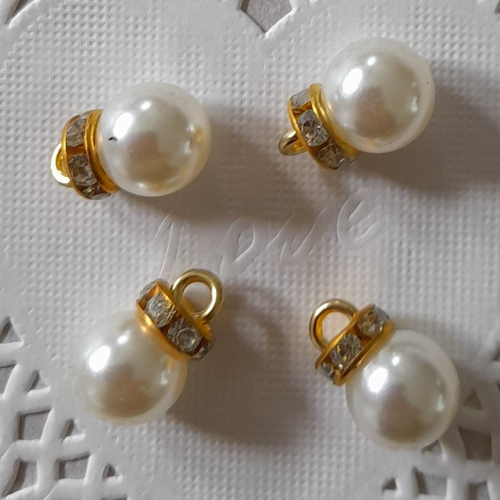 Boutons perles ivoire par 5 boutons en acrylique et métal doré, sertis de strass en verre pour créations shabby chic, mariage.