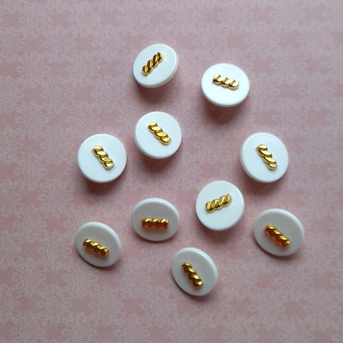 Boutons vintage ronds en plastique blanc et doré, vendu par 10 boutons, 1,80 cm de diamètre.