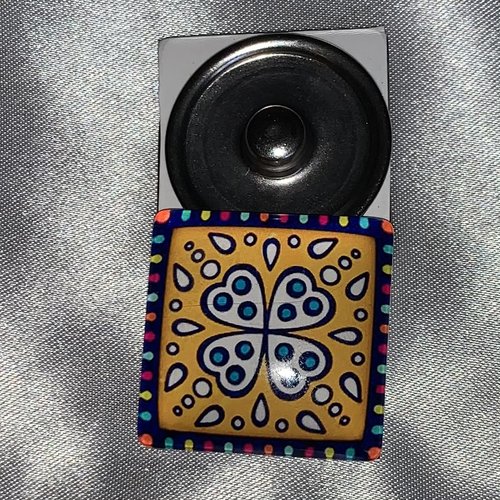 1 maxi bouton pression carré 30mm série mandala motif 1