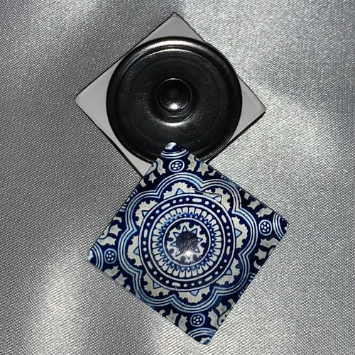 1 maxi bouton pression carré 30mm série azulejos motif 4