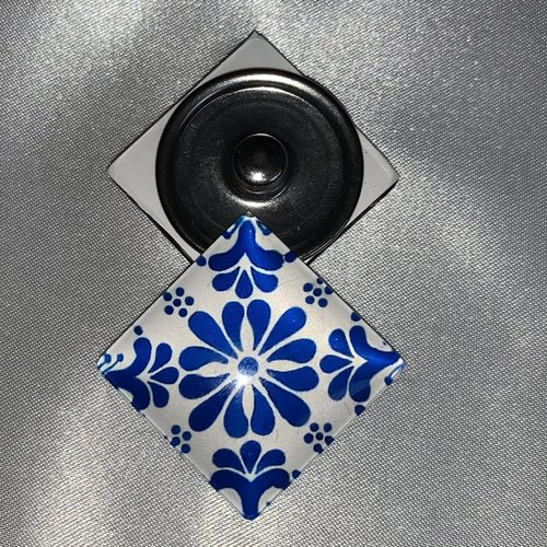 1 maxi bouton pression carré 30mm série azulejos motif 7