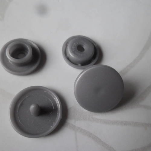 X 1 lot de 10 boutons pression gris  kam t5 12 mm plastique 