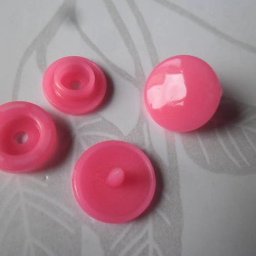 X 1 lot de 10 boutons pression rose  kam t5 12 mm en plastique 