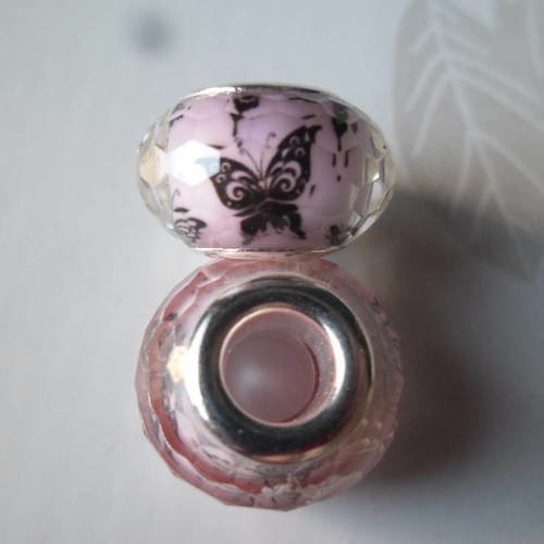 X 2 perles européenne en verre fond rose clair motif papillon 14 mm 