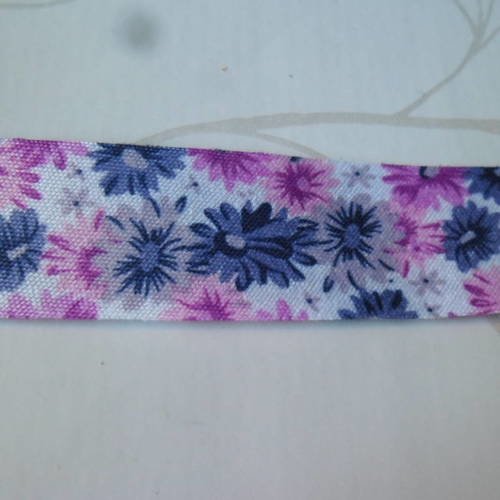 X 1 mètre de biais coton repli double blanc motif fleur ton violet/rose 20 mm 
