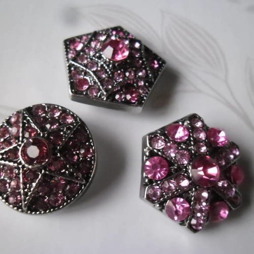 X 3 mixte boutons pression(bijoux)motif étoile strass ton rose métal argent vieilli 