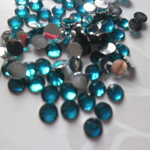 X 100 demi-perles strass bleu/vert facettes à coller acrylique 5 mm 