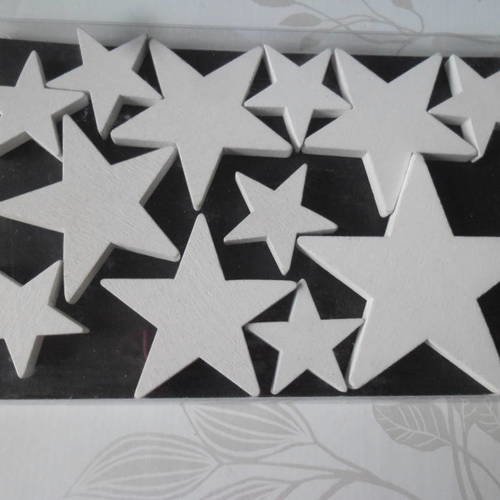 X 1 boite de 12 embellissements bois blanc forme étoile 7,2/5,6/3,5 cm 