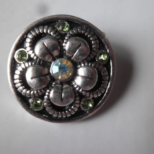 X 1 bouton pression(bijou)rond motif fleur strass blanc ab métal argent vieilli 20 mm 