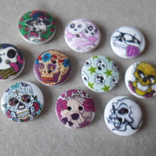 X 10 mixte boutons bois motif tete de mort multicolore 2 trous 15 mm 