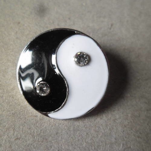 X 1 bouton pression(bijoux) yin yong émail/strass blanc/noir métal argenté 20 mm 