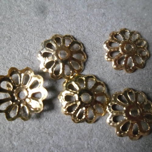 X 100 perles coupelles filigrane fleur métal doré 9 mm 