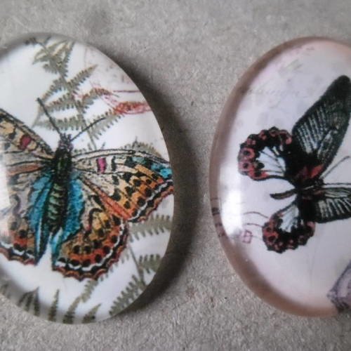X 2 mixte camée/cabochon ovale verre dome motif papillon 25 x 18 mm 