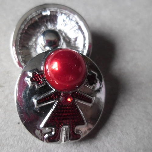 X 1 bouton pression(bijou)rond motif fille perle/émail rouge contour argenté 19 mm 