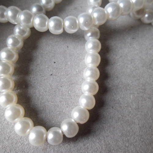 X 40 perles en verre forme ronde blanche satiné 4 mm 