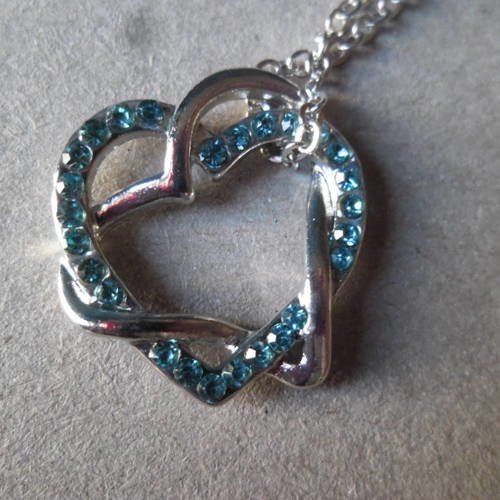 X 1 collier chaine argent+pendentif double coeur strass cristal bleu argenté 40 cm 