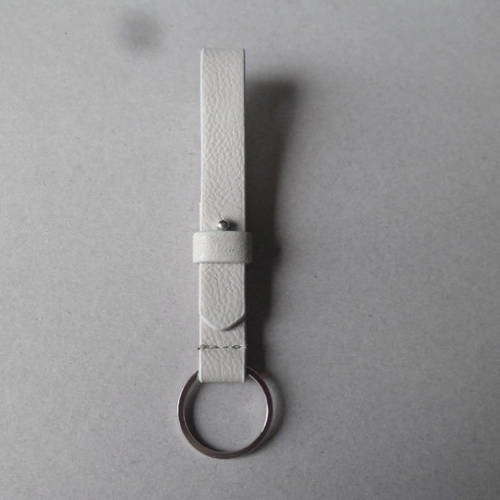 X 1 porte-clé/porte-clef cuoio cuir pu beige métal argenté 14 x 2 cm 