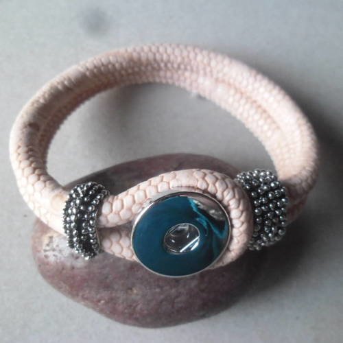 X 1 bracelet pu cuir couleur chair pour bouton pression argenté 22 cm 