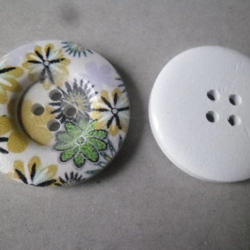 X 1 bouton résine rond blanc motif fleur ton vert/noir 4 trous 30 mm 