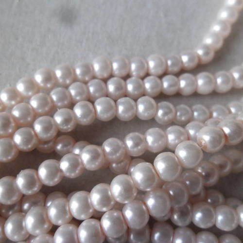 X 40 perles ronde en verre couleur rose clair satiné 4 mm 