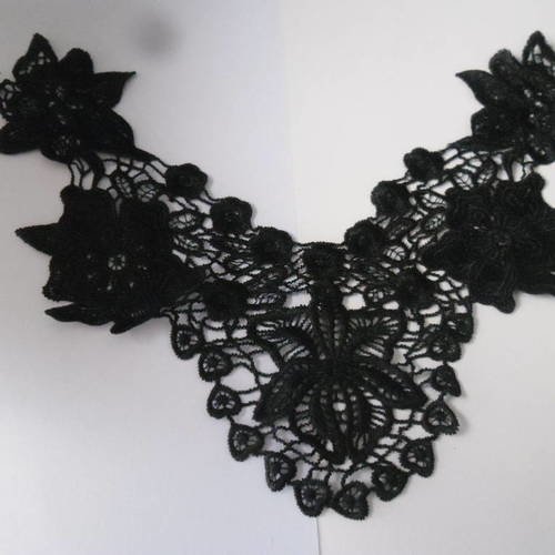 X 1 grande applique guipure col dentelle floral noir polyester à coudre 34,5 x 27 cm n°12 