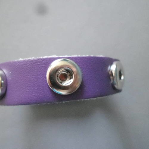 X 1 bracelet enfant cuir/métal violet pour 3 boutons pression mini réglable en 2 mesures 20 cm 