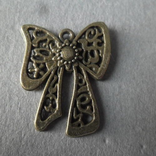 X 2 pendentifs forme nœud papillon filigrane couleur bronze 25 x 20 mm 