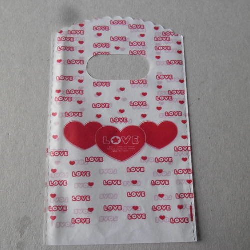 X 10 pochettes cadeaux fond blanc motif coeur "love" rouge 15 x 9 cm 