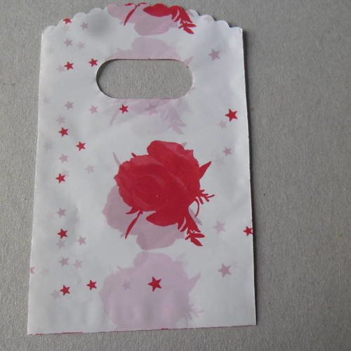 X 10 pochettes cadeaux fond blanc motif fleur,étoile rouge 15 x 9 cm 