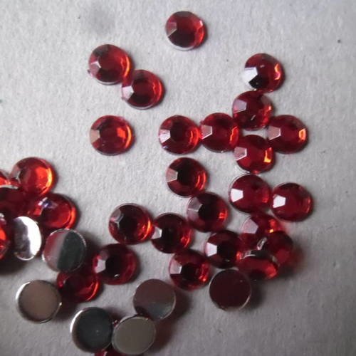 X 100 strass 5 mm à coller couleur rouge/orangé à facette 